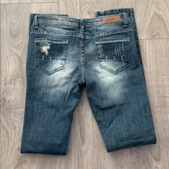 Machine shredded jeans - Picture 3 of 3